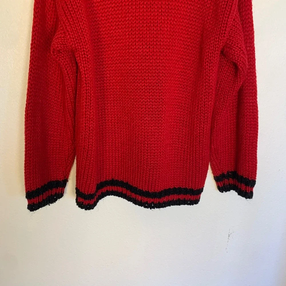 Vintage 1980s Teddy Bear Knit Sweater Hand Knit Red Black Novelty Pullover XL 18 - Picture 15 of 16
